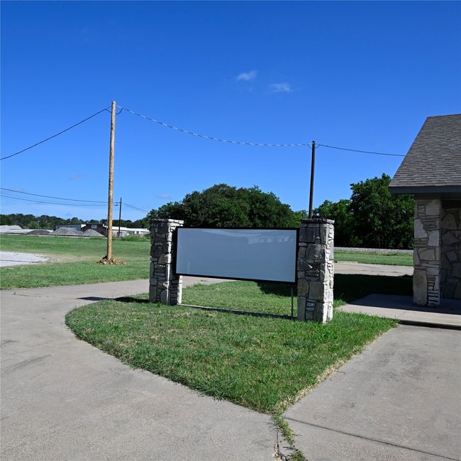 Exterior view | Image 6