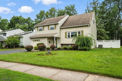 53 Sycamore St, Somerville, NJ, 08876-1752 | Card Image