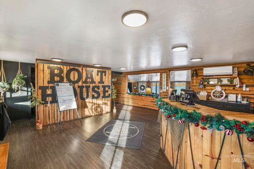 197 Us Hwy 30, Burley, ID, 83318 | Card Image