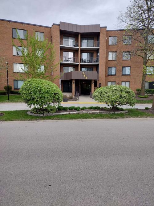 unit-108-263 S Clubhouse Dr, Palatine, IL, 60074-6436 | Card Image