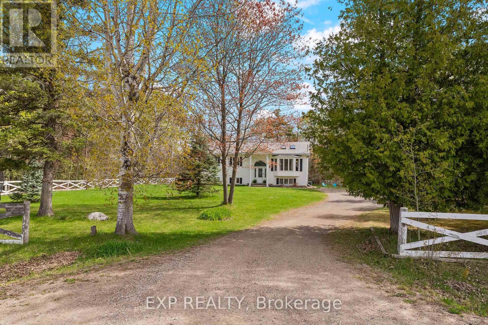 Residential in McNab/Braeside 2