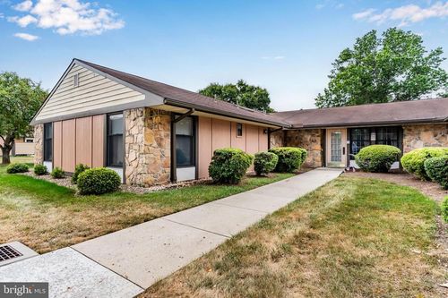 14 Abbey Ct, CARLISLE, PA, 17015-4384 | Card Image