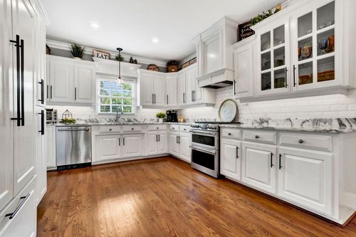 101 Sleepy Hollow Ln, Spartanburg, SC, 29306-6656 | Card Image