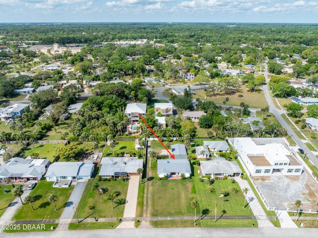 808 S Beach St, House other with 3 bedrooms, 3 bathrooms and null parking in ORMOND BEACH FL | Image 15