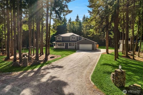 14728 58th Ave Nw, Stanwood, WA, 98292-5666 | Card Image