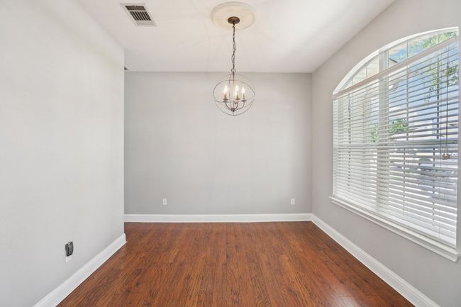 1512 Ashberry Trl, House other with 4 bedrooms, 3 bathrooms and 2 parking in Georgetown TX | Image 4