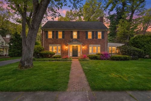 38 Oxford Road, Longmeadow, MA, 01106 | Card Image