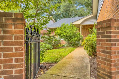 321 Mockingbird Hl, Greenville, SC, 29605-5307 | Card Image