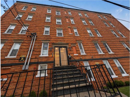 272 Hoboken Ave, Jersey City, NJ, 07306-1129 | Card Image