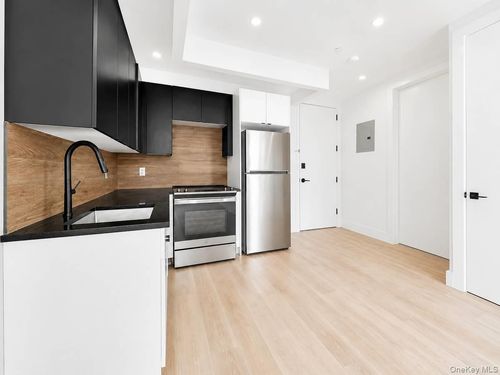 9-57 Irving Pl, New York, NY, 10003-2312 | Card Image