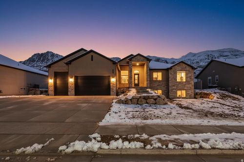 656 E Mountain Rd, North Ogden, UT, 84414-7514 | Card Image