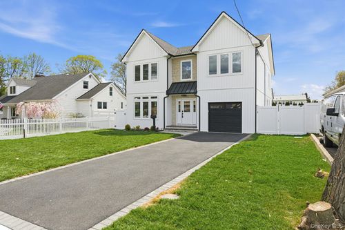 3690 Lufberry Avenue, Hempstead, NY, 11793 | Card Image