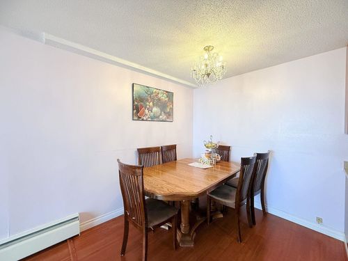 6380 Buswell St, Richmond, BC, V6Y2G2 | Card Image