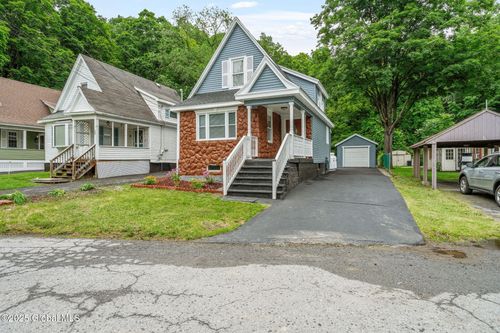 15 Mclane St, Rexford, NY, 12148-1302 | Card Image