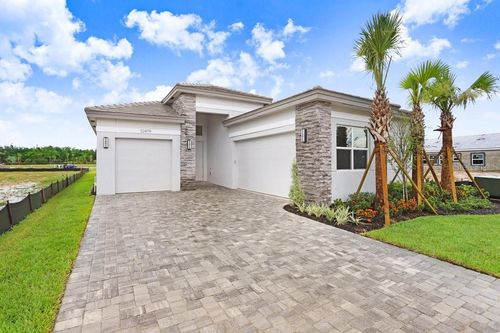 32479 Neroli St, Wesley Chapel, FL, 33543 | Card Image