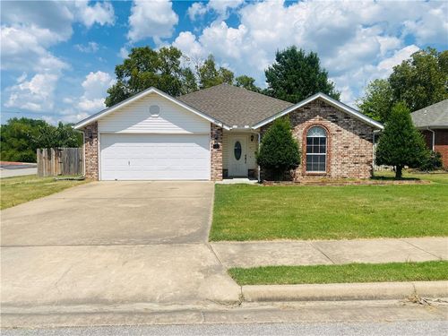 801 Jon Dr, Bentonville, AR, 72712-6531 | Card Image