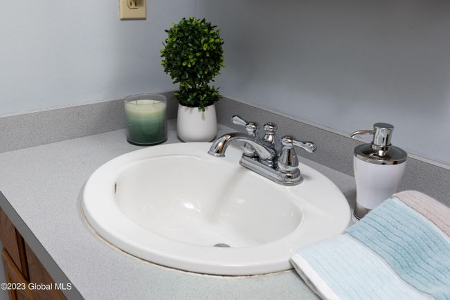 20-Ceramic sink | Image 20