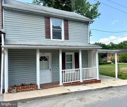 30 E California St, MERCERSBURG, PA, 17236-1508 | Card Image