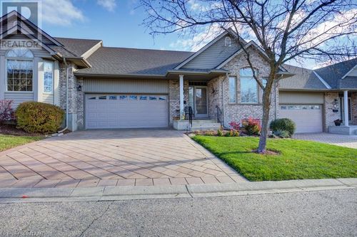 10-450 Lakeview Drive, Woodstock, ON, N4T1V6 | Card Image