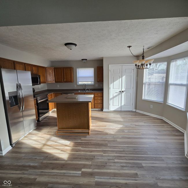 Looking into the kitchen from the Great Room... | Image 14