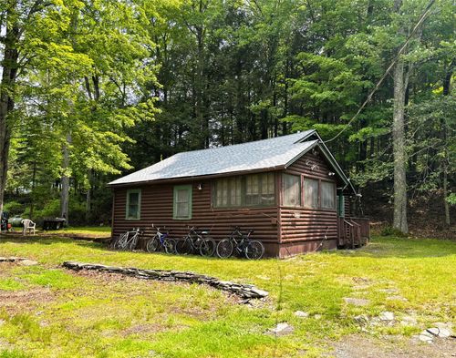 26 E Tusten Pl, Smallwood, NY, 12778-7044 | Card Image