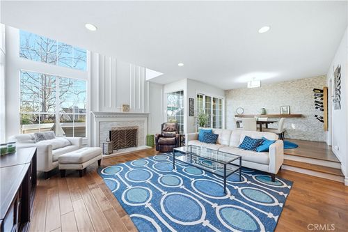 unit-101-451 Kakkis Dr, Long Beach, CA, 90803-2093 | Card Image