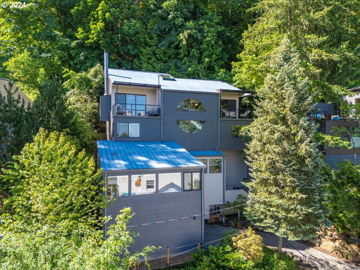 Ariel Ter, Portland, OR 97210