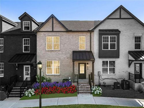 624 Oakleaf Grove Ln, Sugar Hill, GA, 30518-1185 | Card Image