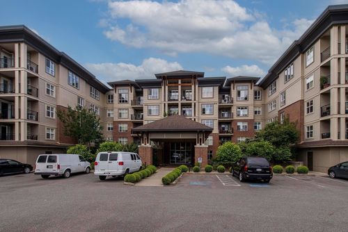 302-8955 Edward St, Chilliwack, BC, V2P4E2 | Card Image