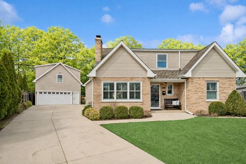 128 Parkview Rd, Glenview, IL, 60025-4932 | Card Image