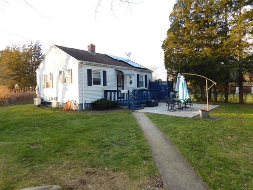 6 Anita Ave, Waterford, CT, 06385-3404 | Card Image