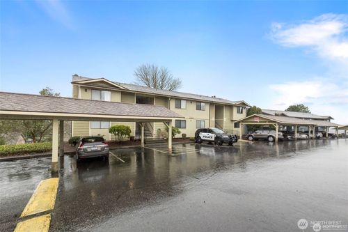 unit-204-3400 Narrows View Ln Ne, Bremerton, WA, 98310-2275 | Card Image