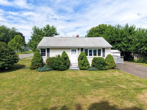4 Cox St, Chicopee, MA, 01013-1702 | Card Image
