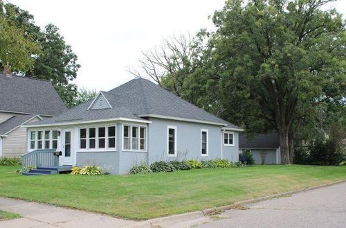 201 1st Ave Se, Aitkin, MN, 56431-1711 | Card Image