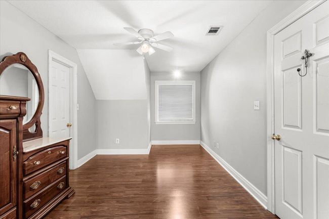 30-Bedroom 3 | Image 30