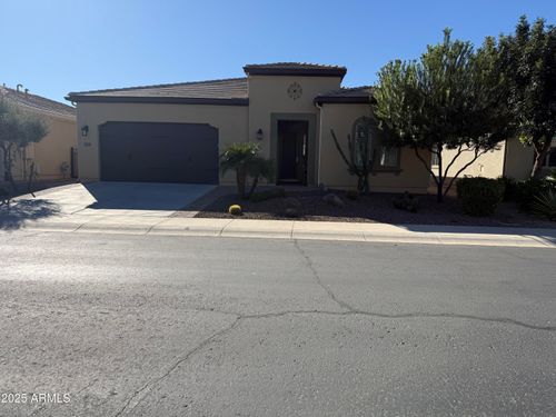 201 E Lemon Ln, Queen Creek, AZ, 85140-5842 | Card Image