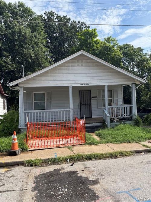 6209 Greer Ave, Saint Louis, MO, 63121-5617 | Card Image
