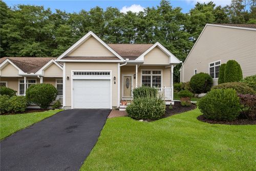 unit-b-145 Smithfield Rd, North Providence, RI, 02904-5377 | Card Image