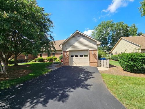 347 Hollybrook Dr, Bermuda Run, NC, 27006-8405 | Card Image