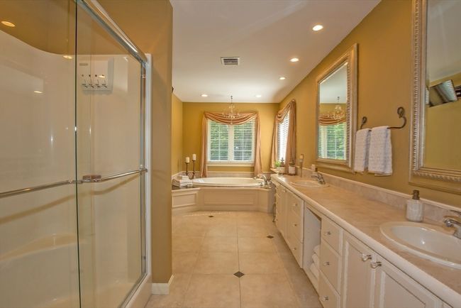 41 Christopher Dr, House other with 4 bedrooms, 3 bathrooms and 4 parking in Westfield MA | Image 21
