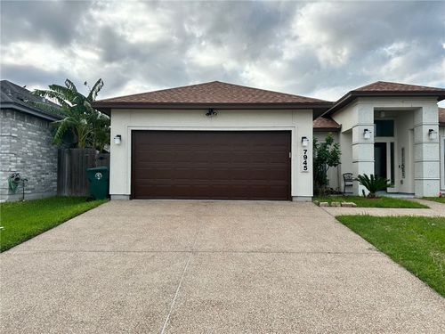 7945 Snake River Dr, Corpus Christi, TX, 78414-6410 | Card Image