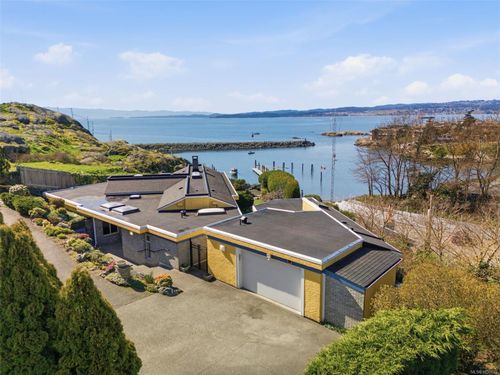 312 Clifton Terr, Esquimalt, BC, V9A5X9 | Card Image