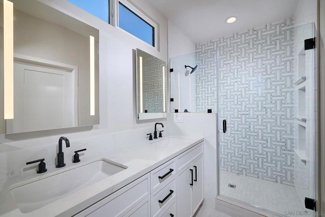 569 N Vulcan Ave, House other with 3 bedrooms, 3 bathrooms and 2 parking in Encinitas CA | Image 12