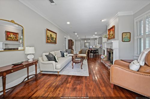 558 Ingleside Dr, Baton Rouge, LA, 70806-5823 | Card Image