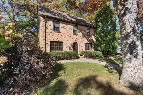 3918 Nakoma Road, MADISON, WI, 53711 | Card Image