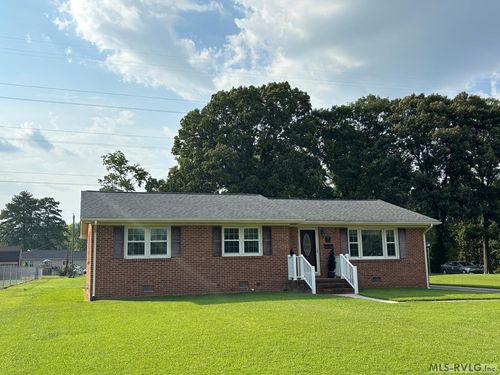 817 Allen Ave, Roanoke Rapids, NC, 27870-3023 | Card Image