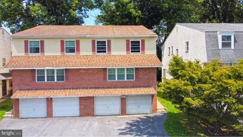646 Country Ln, MORTON, PA, 19070-1130 | Card Image