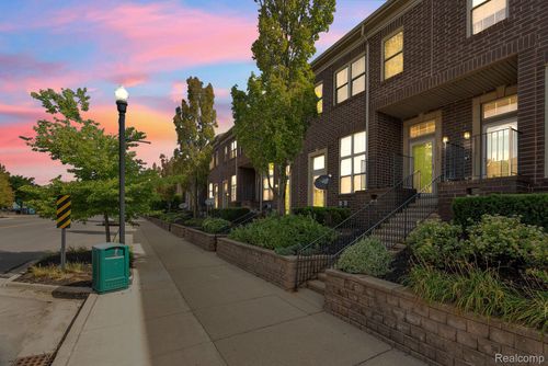 4236 Schaefer Rd, Dearborn, MI, 48126-3691 | Card Image