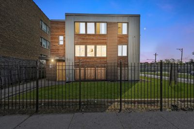 1863 S Komensky Avenue, Home with 10 bedrooms, 6 bathrooms and null parking in Chicago IL | Image 1