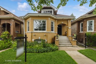 2920 N Long Avenue, House other with 3 bedrooms, 3 bathrooms and 2 parking in Chicago IL | Image 1